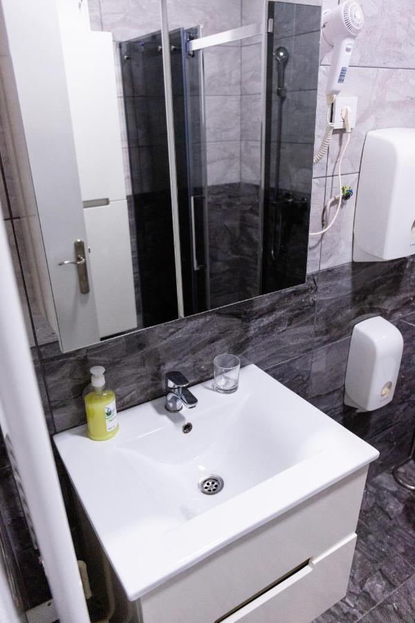 Spa Apartment Nalis Ni Exteriér fotografie